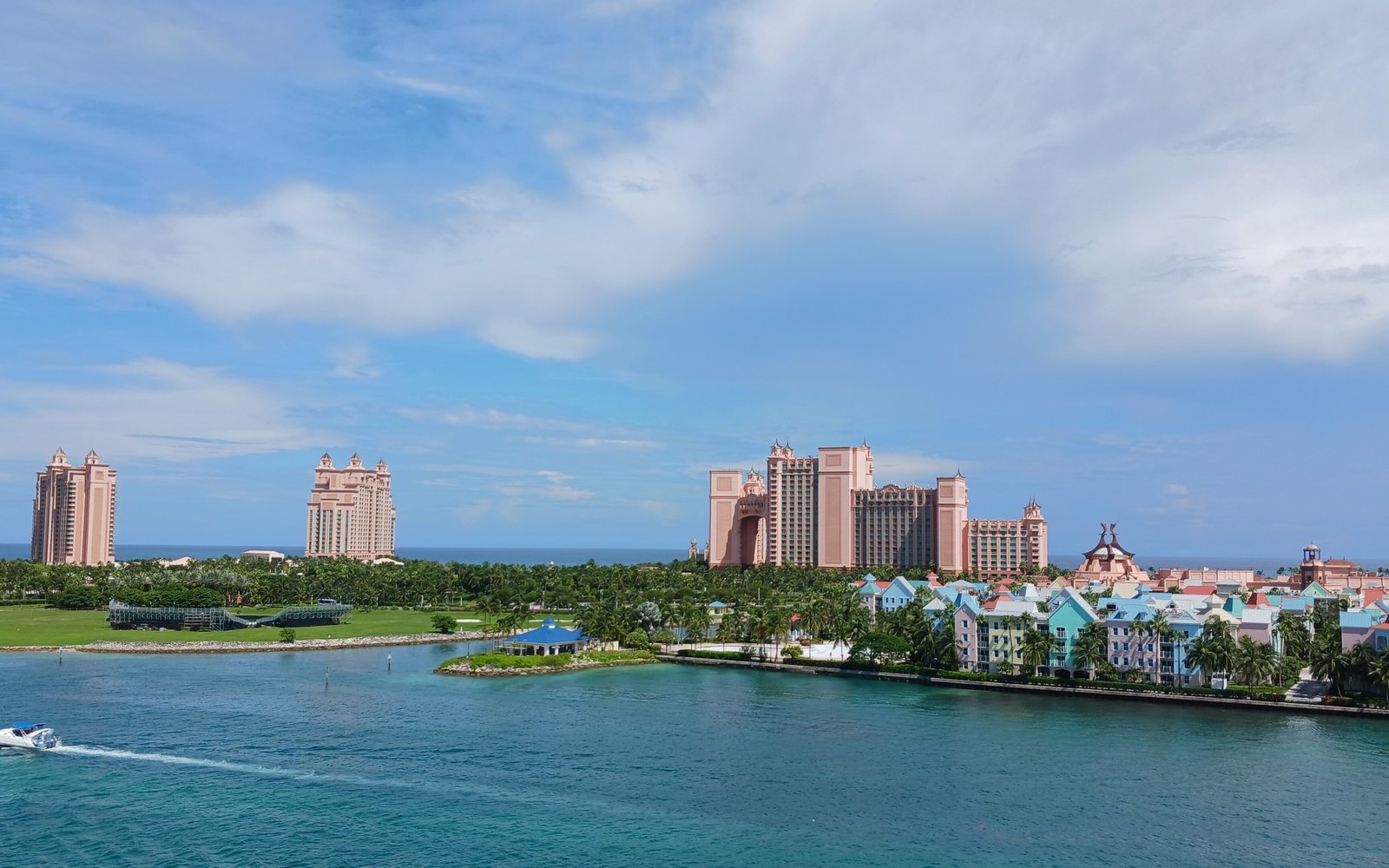 Atlantis Paradise Island