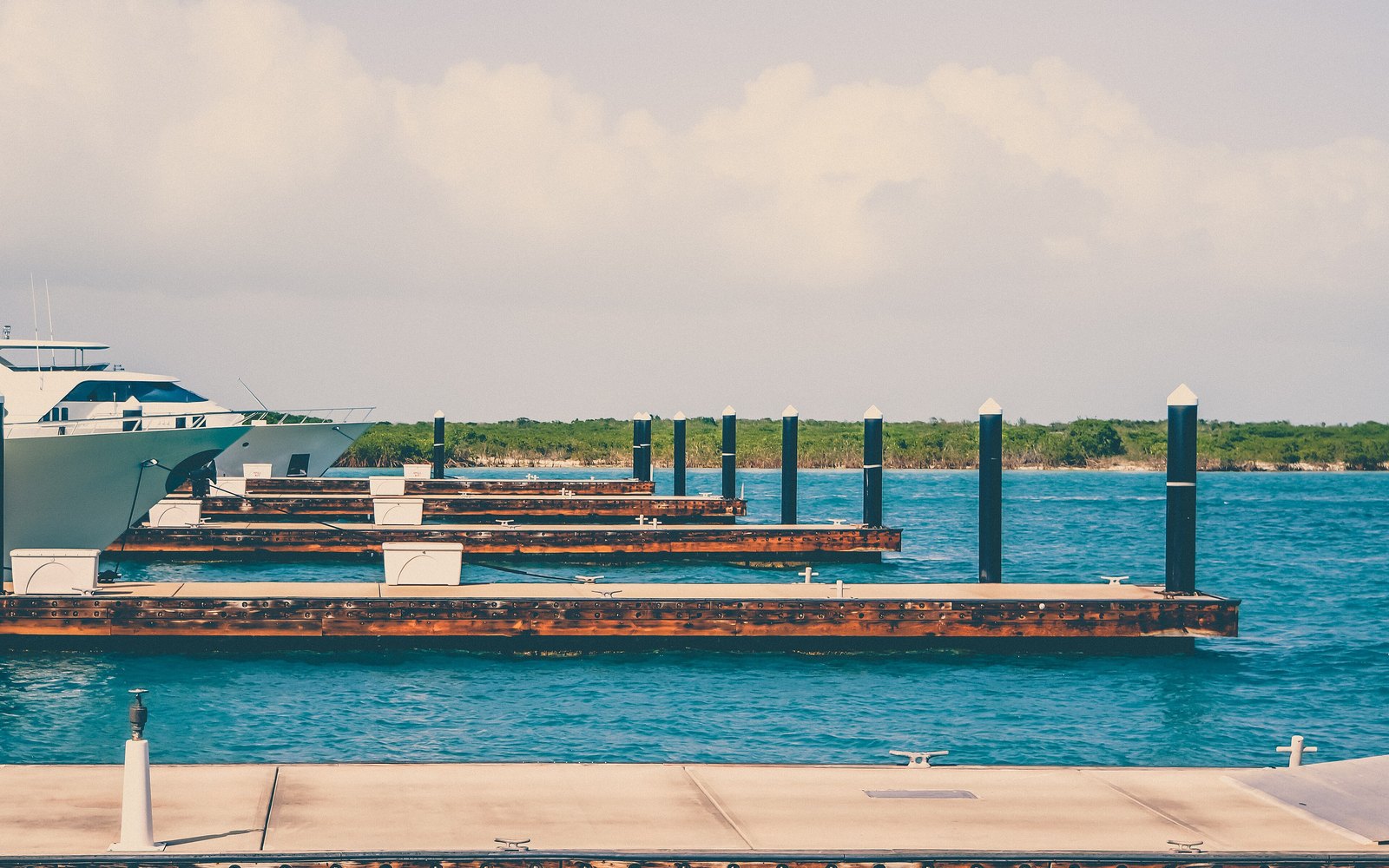 Coconut Shy Estate, Harbour Island
