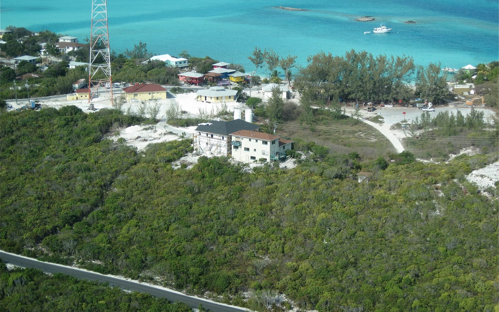 Staniel Cay Yacht Club – Waterfront Bungalows