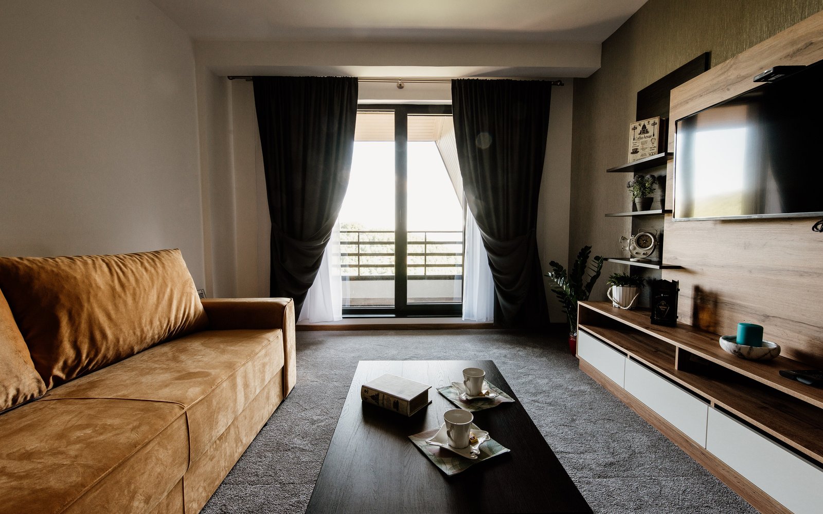 2BR Ironshore Oasis Apartment