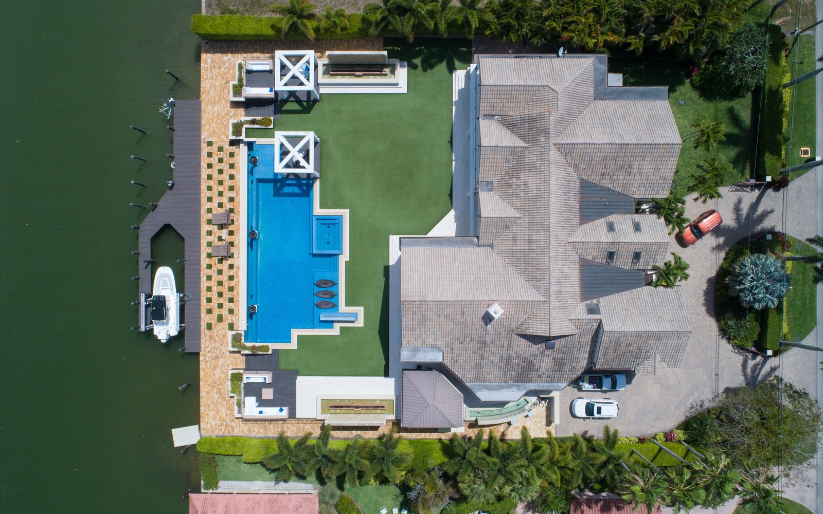 Villa Esprit (Cayman Villas)