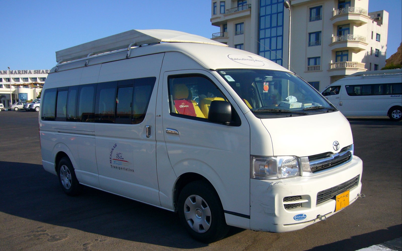 CayTours – Airport Transfers