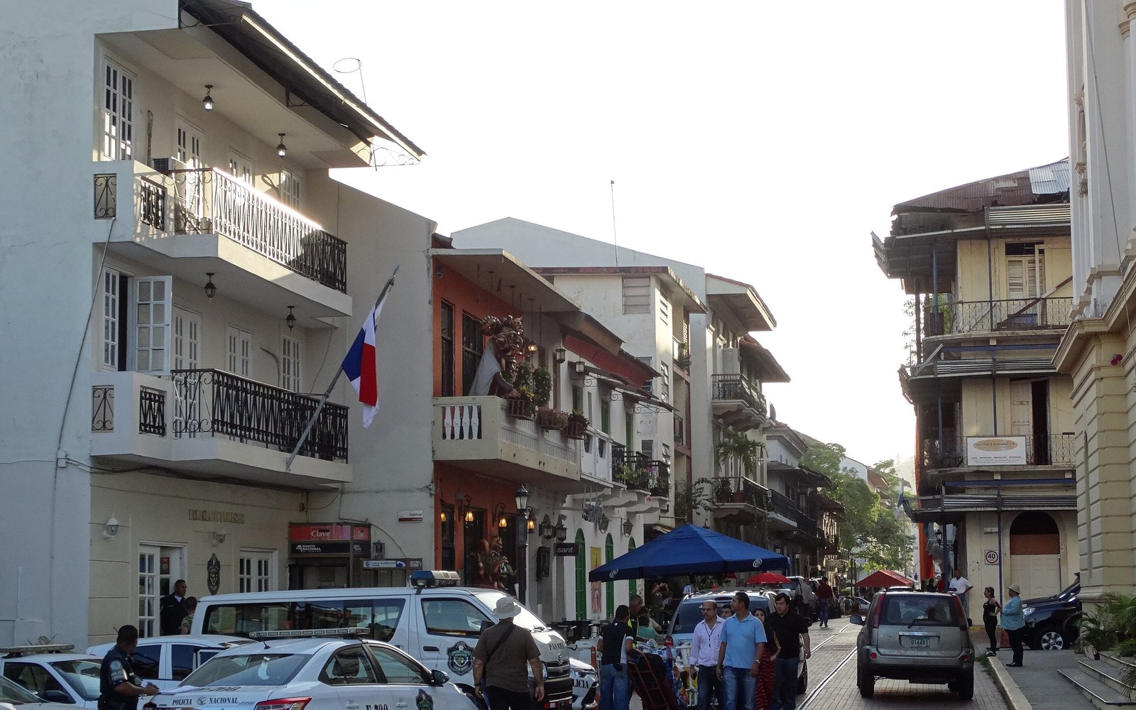 Footballer's Apartment with Balcony, Casco Viejo