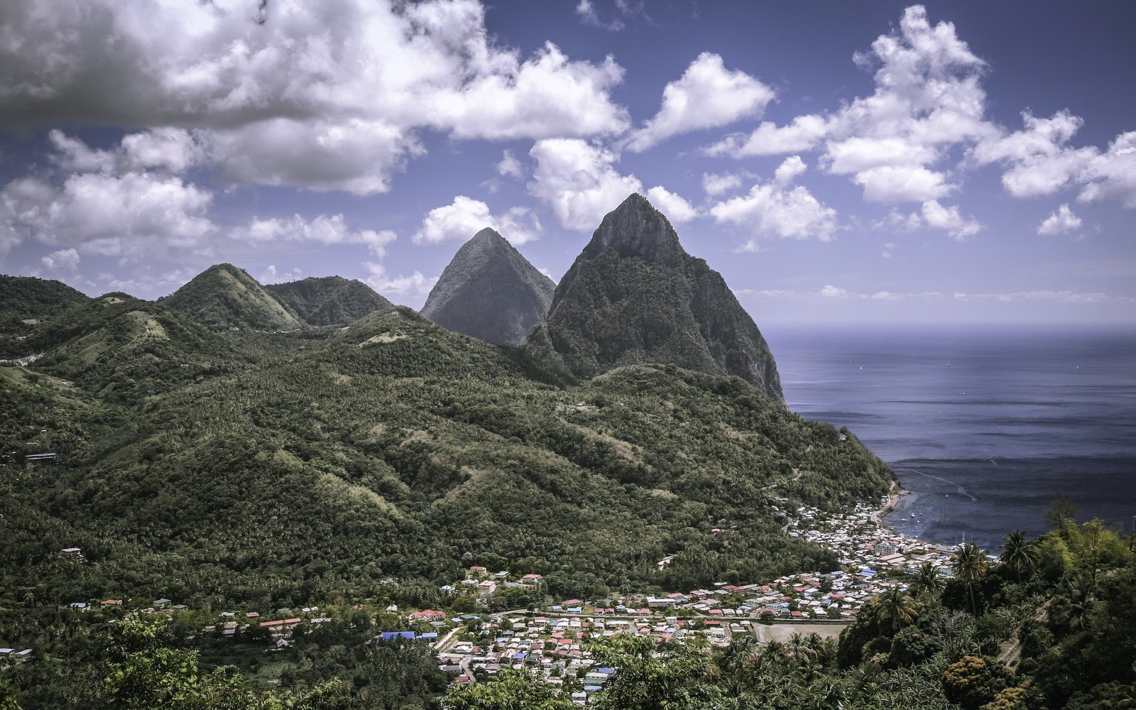 Ladera Resort