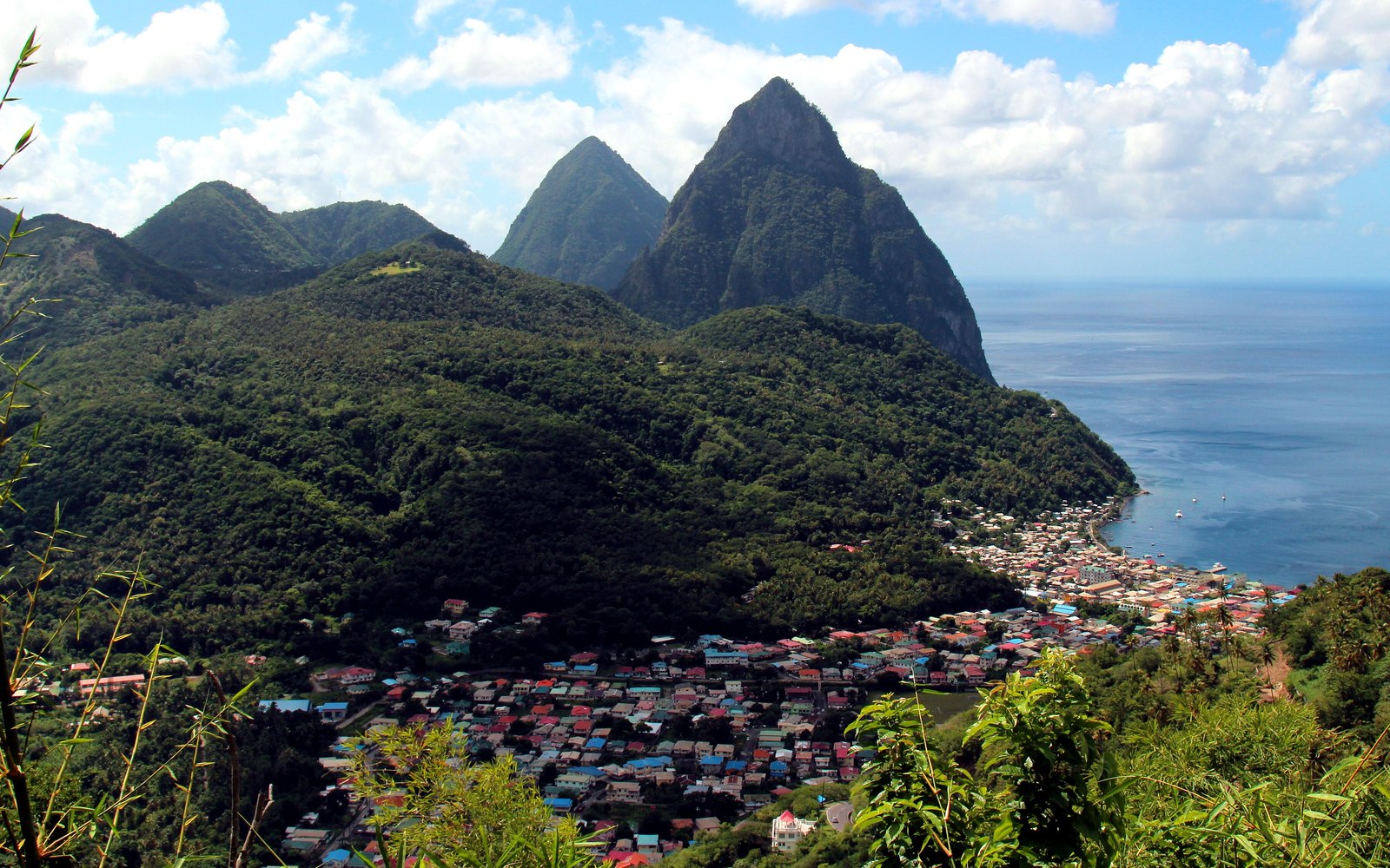 Island Routes – St. Lucia Tours