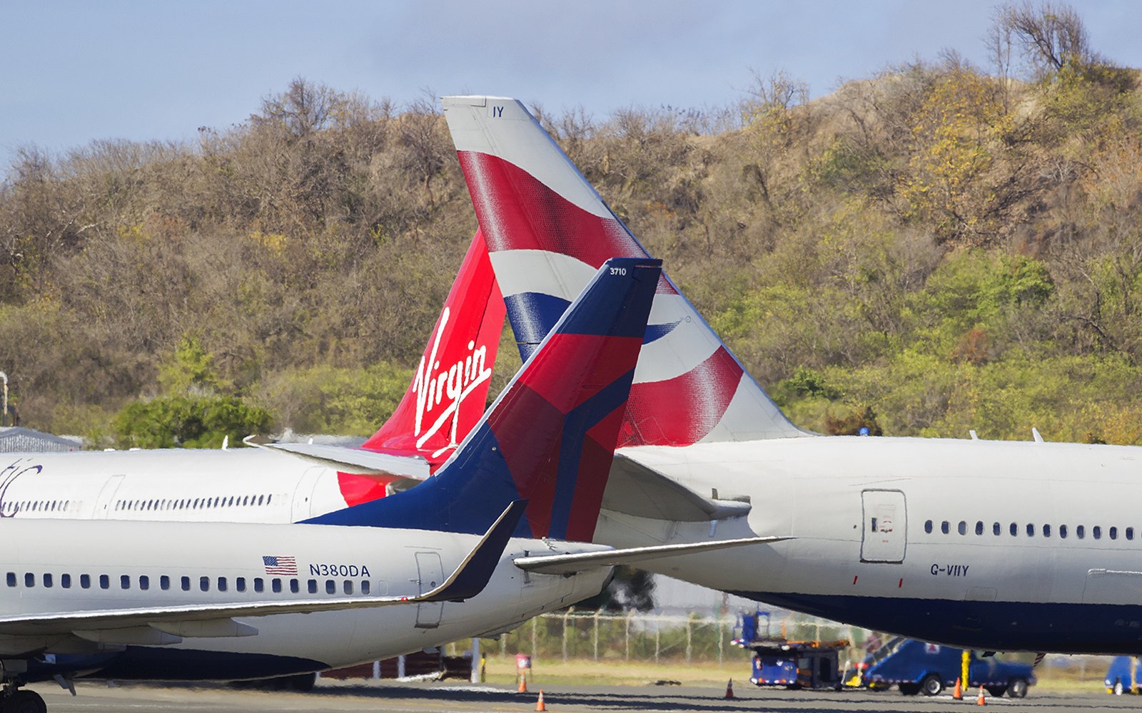 King Stone – Private Airport Transfers