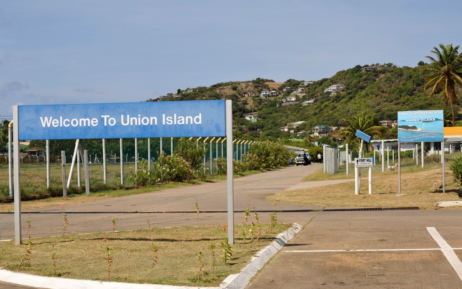 Bequia Car Rentals (Noel Ollivierre)